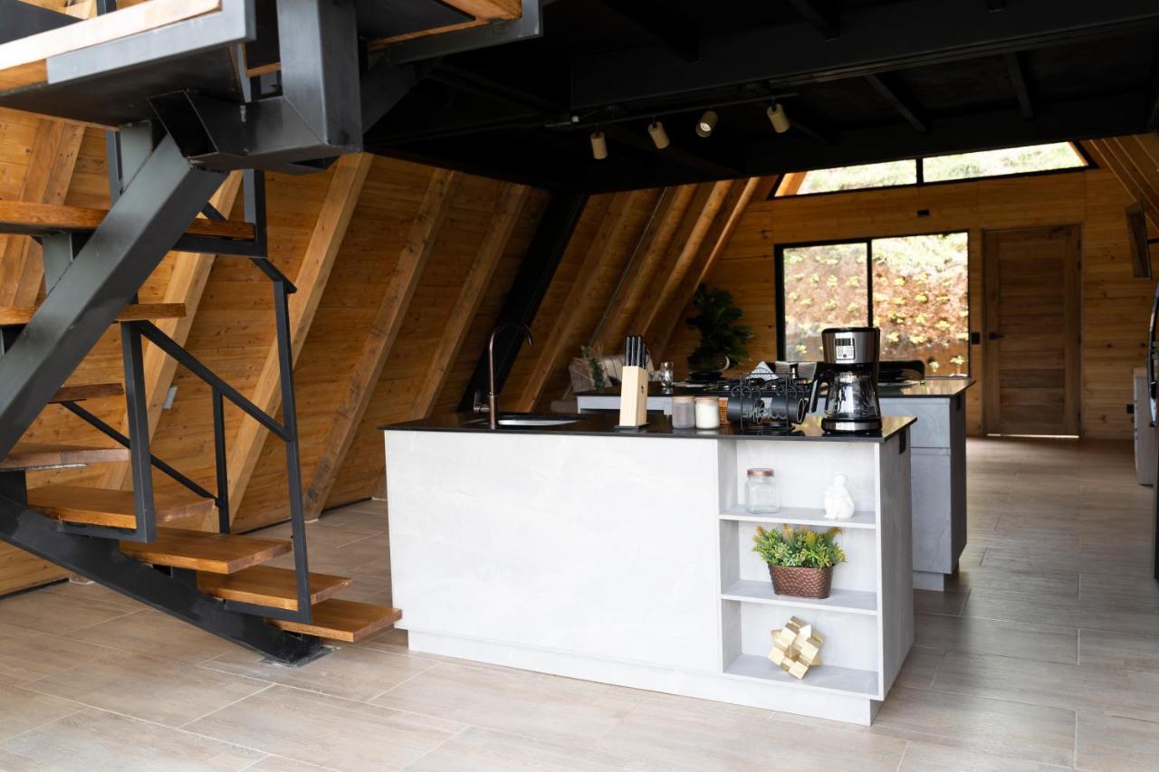 Gretel Chalets Suizo Guatapé Esterno foto