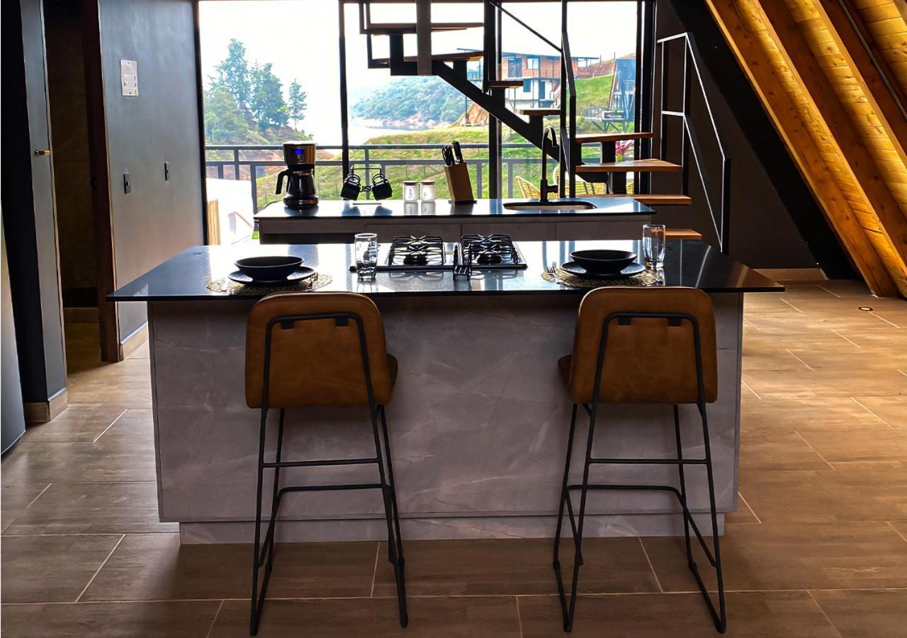 Gretel Chalets Suizo Guatapé Esterno foto