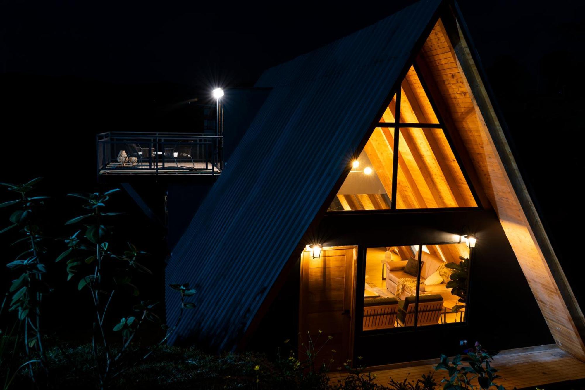 Gretel Chalets Suizo Guatapé Esterno foto